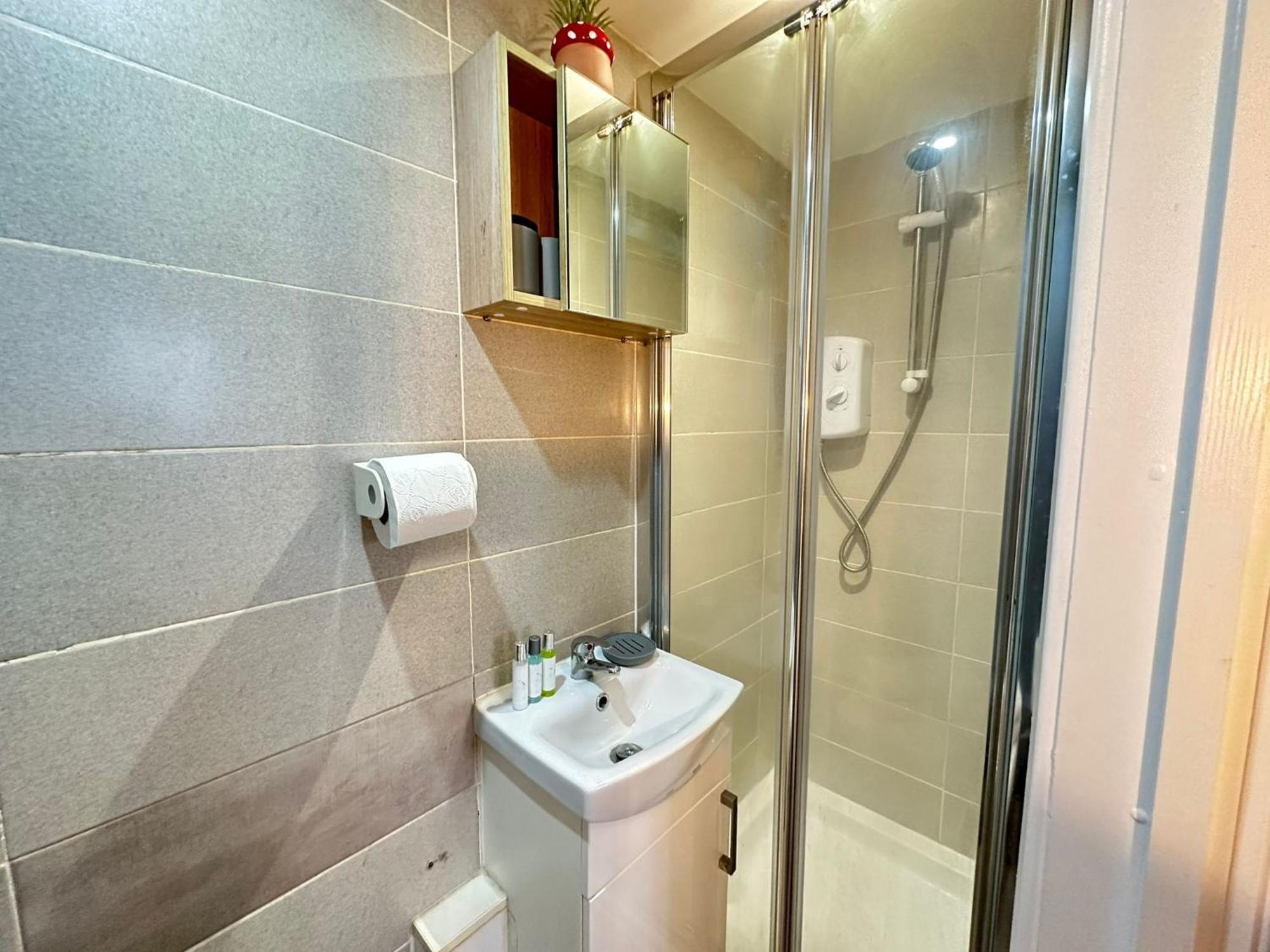 Studio Near Central Appartamento